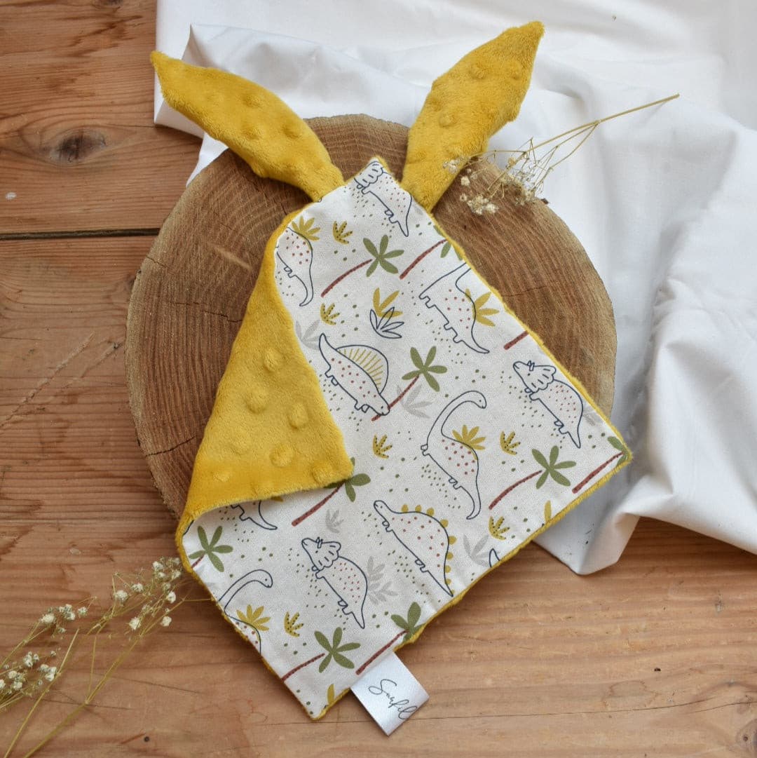 Doudou motif animaux.